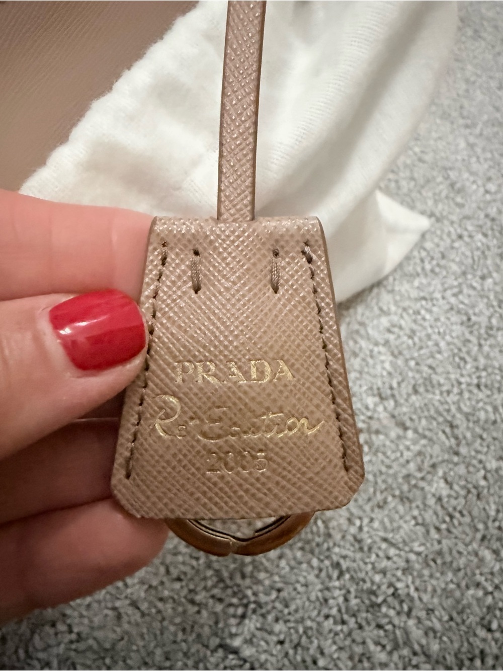 Prada Re-edition - Picture 14 of 16